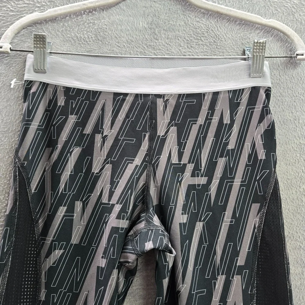 Nike Pro Women Activewear Pants Medium Hypercool Leggings Swoosh Logo 27